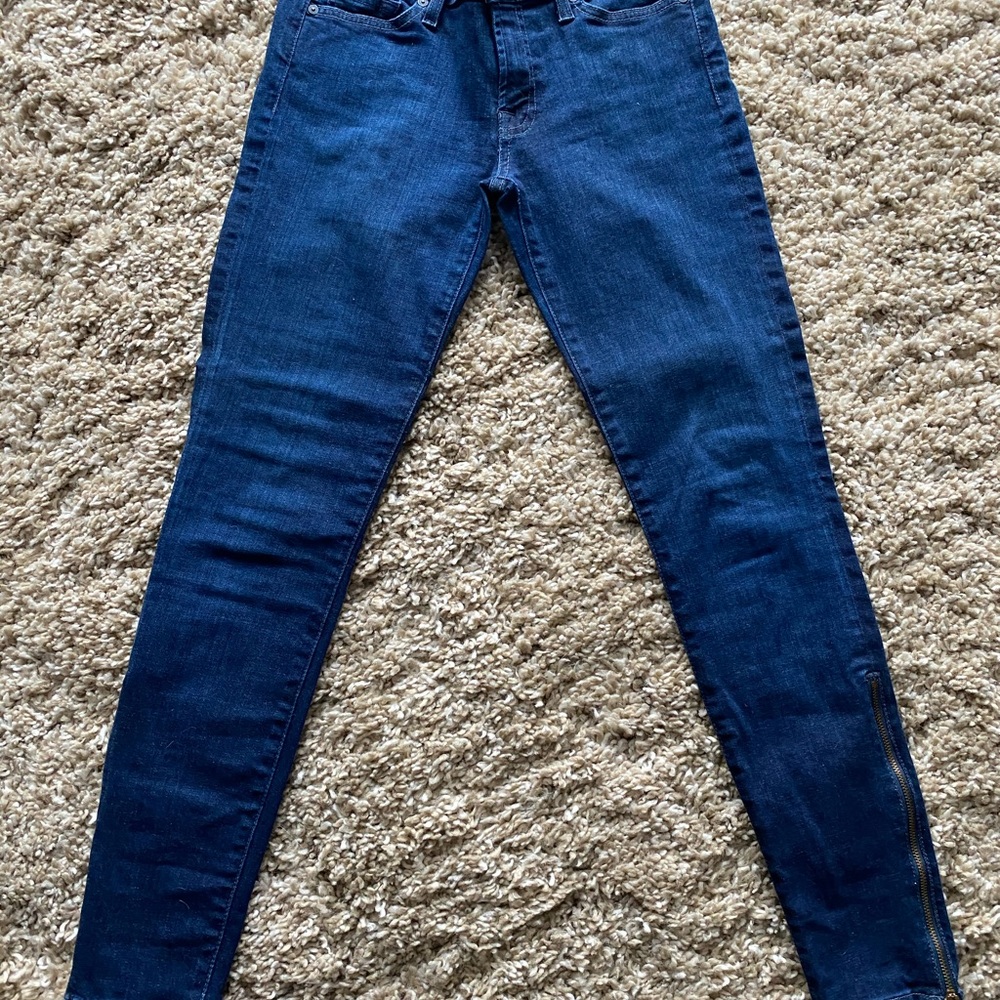 Gently used 7 for all mankind skinny ankle jeans